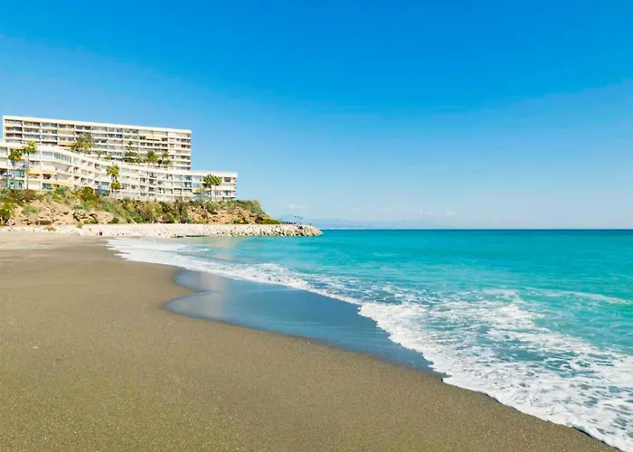 Santa Clara Modern & Exclusive Seafront Apartment